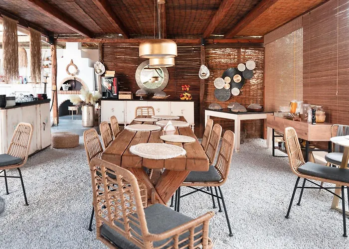 Aparthotel Sunrock - Petunia Naxos City