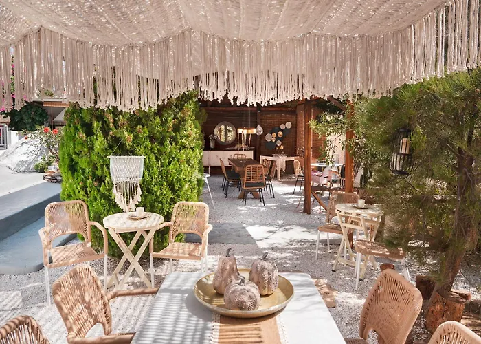 Aparthotel Sunrock - Petunia 3*