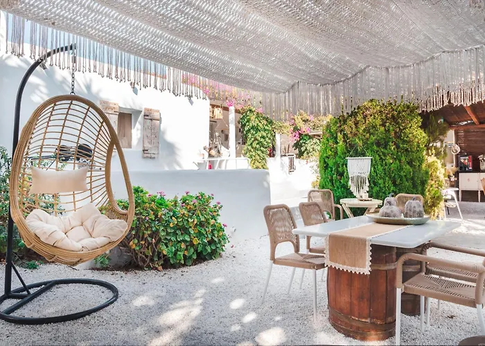 Sunrock - Petunia Aparthotel Naxos City