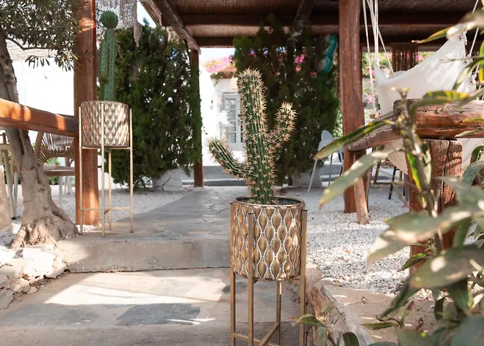 Sunrock - Petunia Aparthotel Naxos City