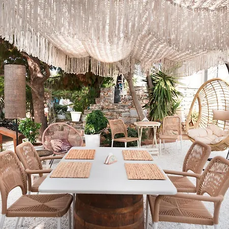 Sunrock - Petunia Appart hôtel Naxos City