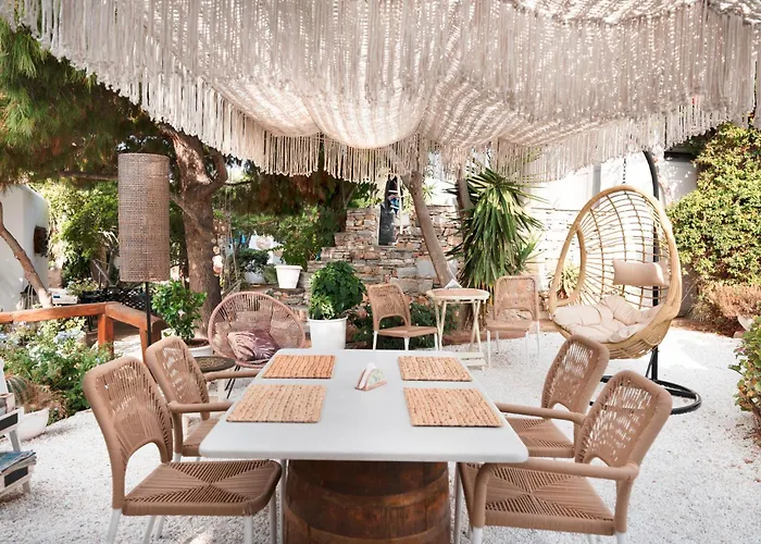 Sunrock - Petunia Aparthotel Naxos City